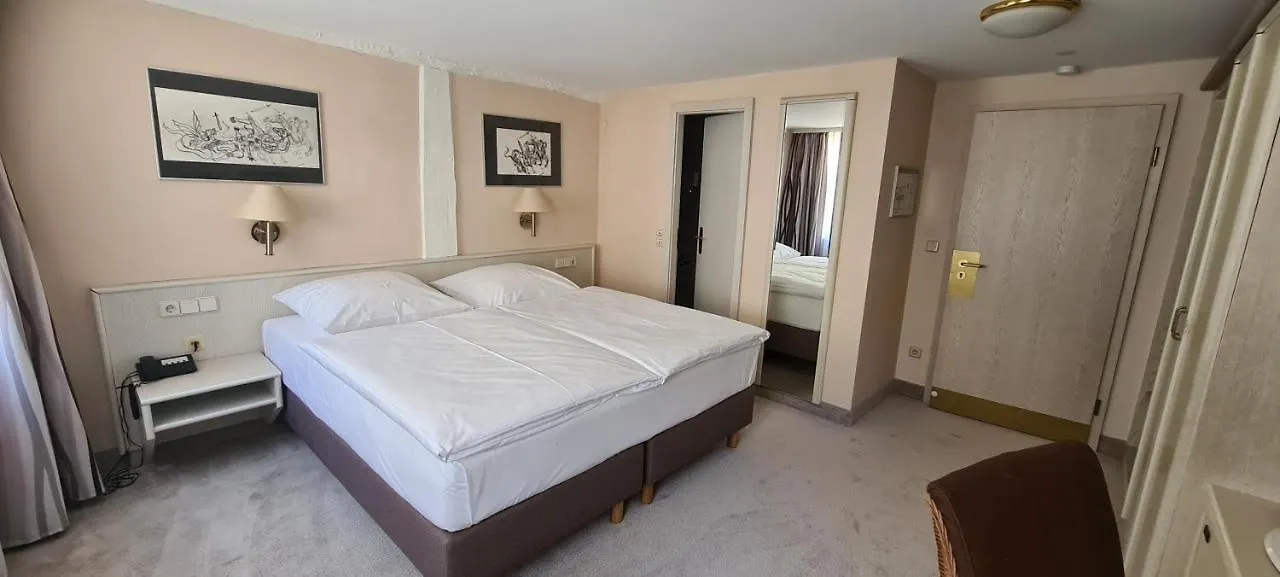 ***  Hotel Garni 